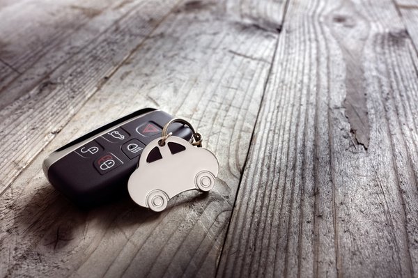 Comment choisir le porte-clé idéal pour votre voiture ?