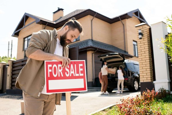 Quelles sont les tendances du marché immobilier actuelles pour les investisseurs ?